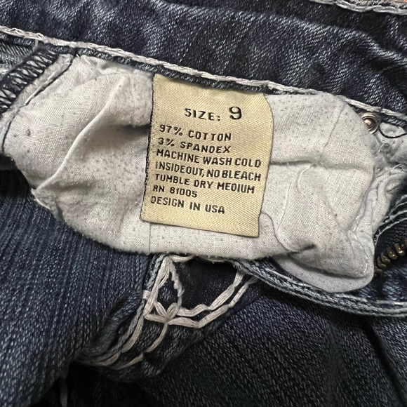 L.A. Idol USA Bootcut Mid Rise Jeans - Picture 4 of 4